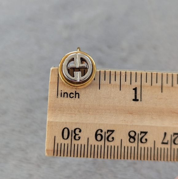 Vintage Givenchy two tone clip on earrings - Picture 12 of 12